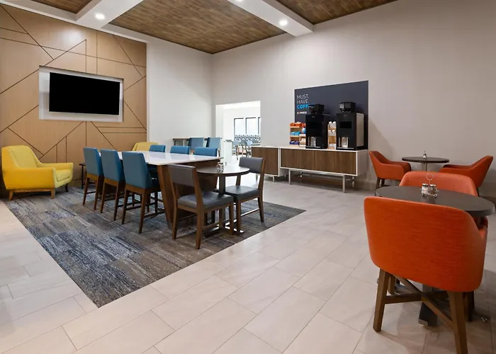 Holiday Inn Express & Suites Leesburg - Historic District By Ihg