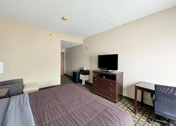 Fairbridge Inn & Suites Batavia-Darien Amusement Park