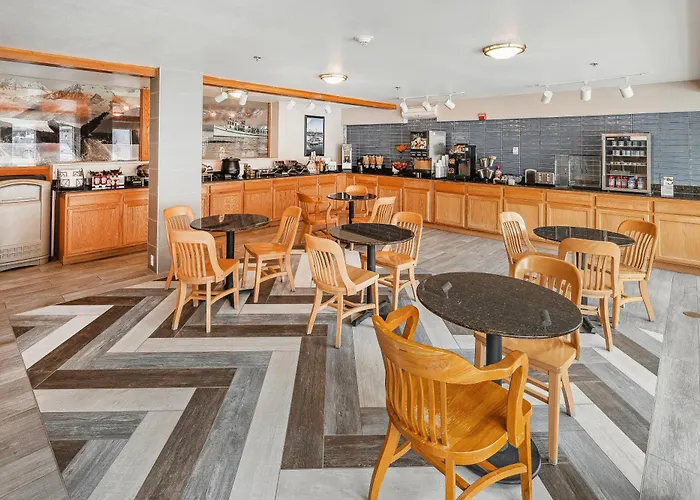 Hotel Edgewater By Aspen Hotels