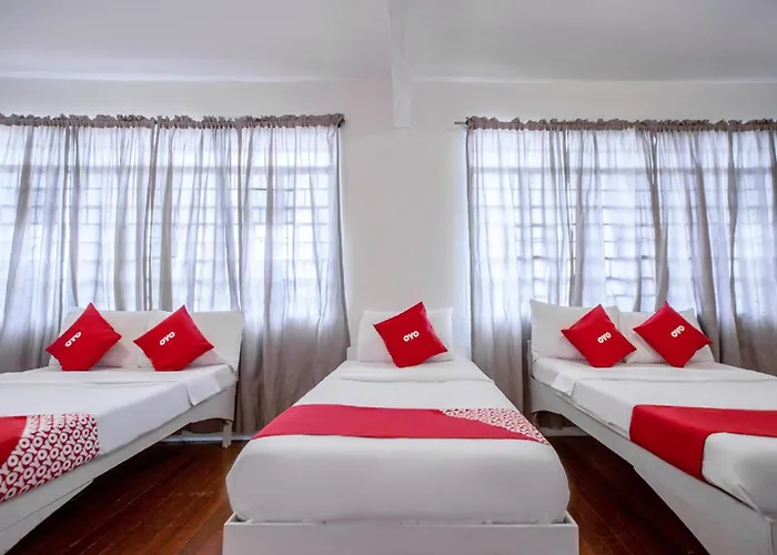 Oyo 588 Sunrock Resort