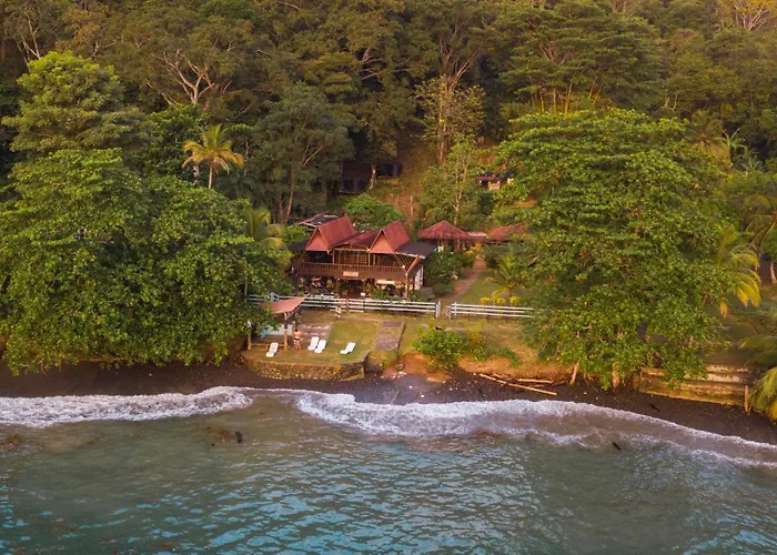 Hotel Bahia Aguacate