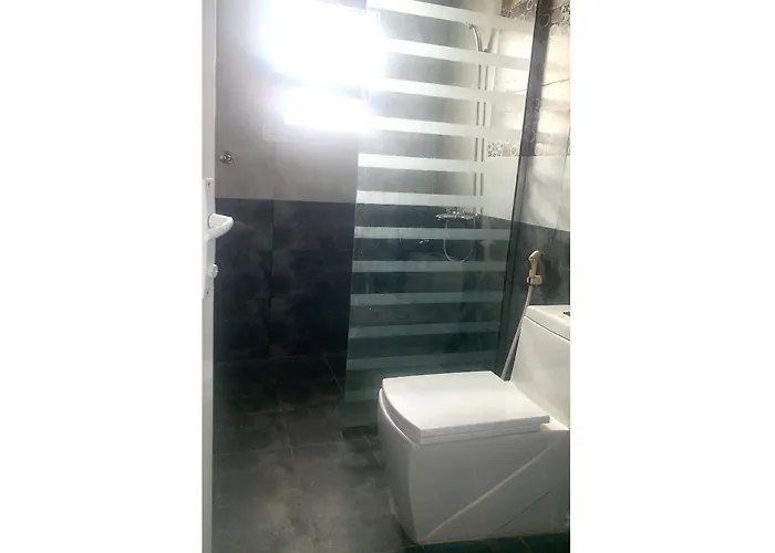 Oyo 157 Dream Barka Hotel