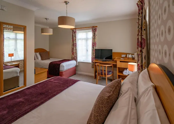 Avon Causeway Hotel
