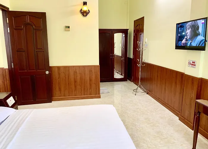 Hung Vuong Hotel