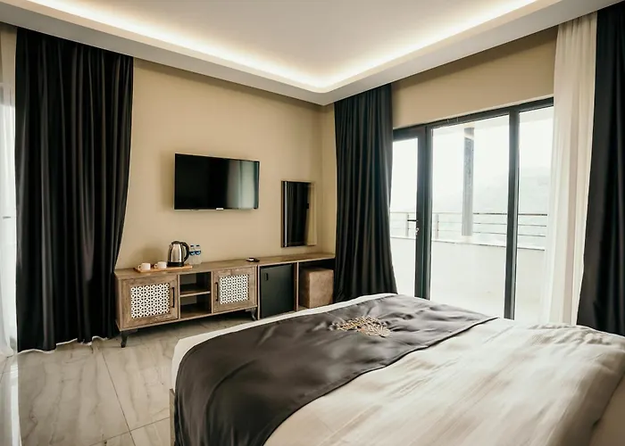 Gardenhill Village Premium 4 Yildizli Otel