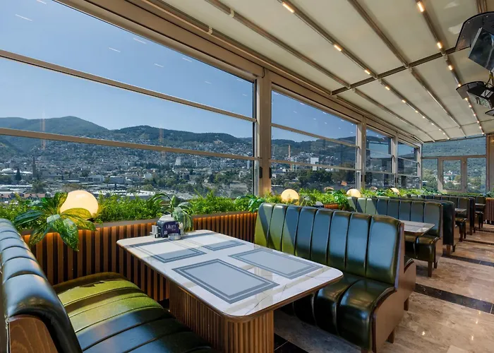 Lilium Hotel & Suites