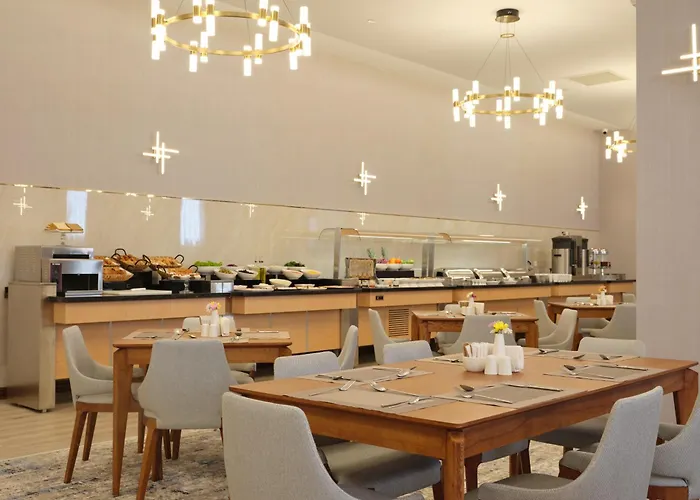 The Central Point Hotel Baku