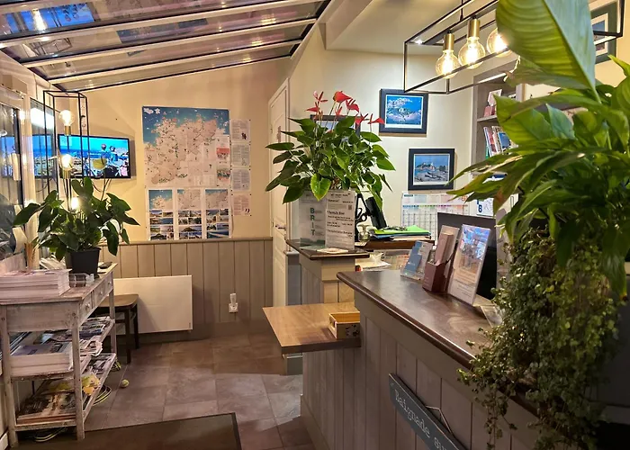 BRIT HOTEL Confort de Lannion vers Perros-Guirec