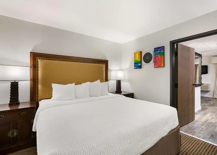 Revel Hotel Minot - Surestay Collection By Best Western