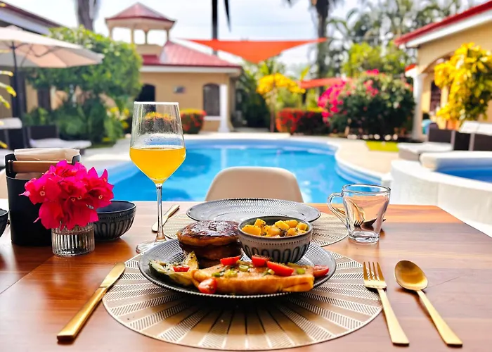 Las Brisas Resort&Villas