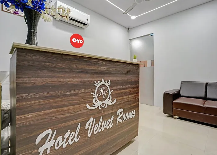 Oyo Flagship 81234 Hotel Velvet Rooms