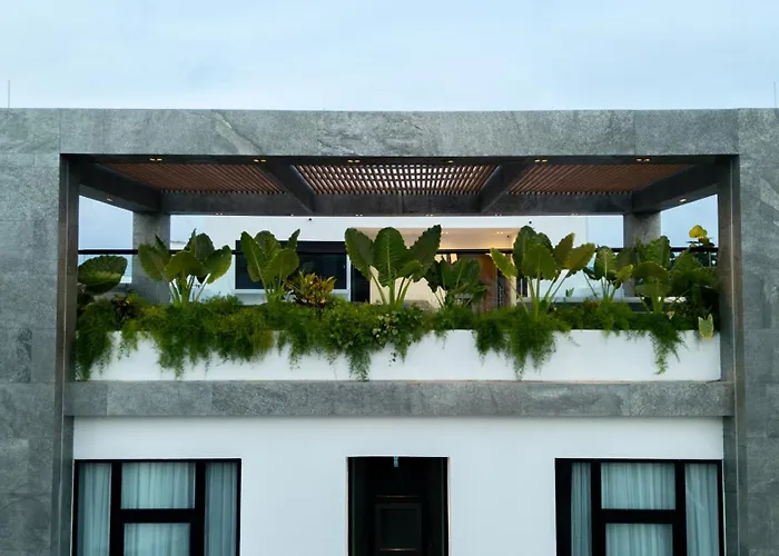 Delamar Hotel