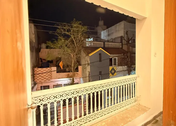 Shree Nikunj Palace