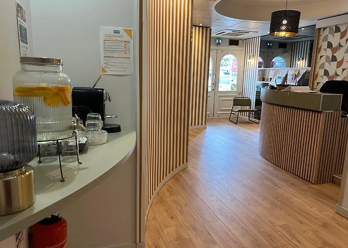 Cit'Hotel le Challonge Dinan