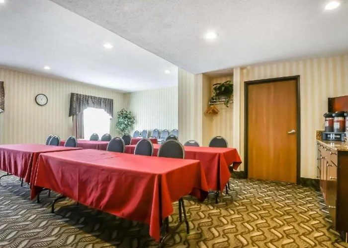 Fairbridge Inn & Suites Batavia-Darien Amusement Park