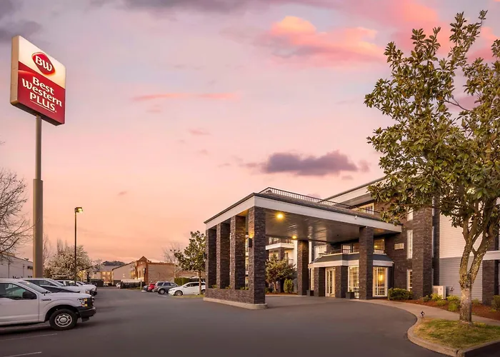 Best Western Grand Manor Inn