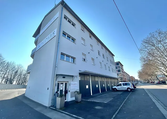 Montagehotel Living@Linz