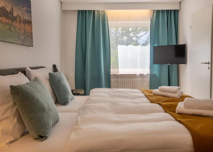 Hotel Clement - Bed & Breakfast