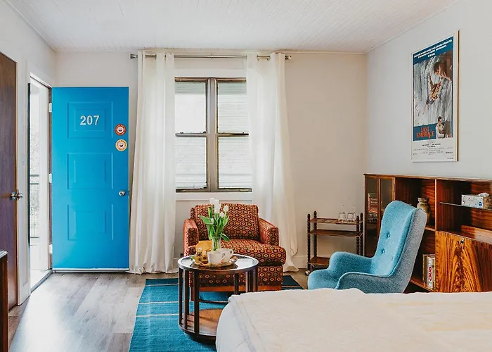 The Kent Motel