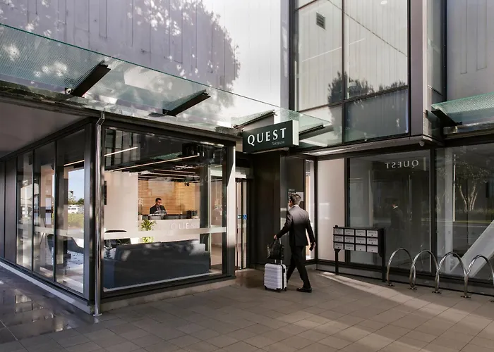 Quest Takapuna