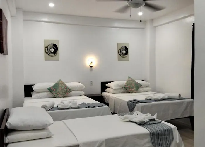 Sunvilla Beachfront Hotel