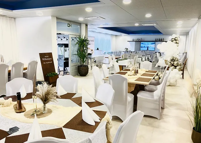 La Frontiera Hotel & Eventlocation - Idyllisch, Nah' Der Schweiz - Zum Rheinfall Bei Schaffhausen