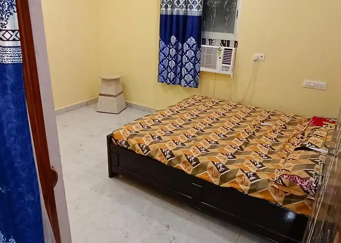 Hotel DEEPAK PALACE