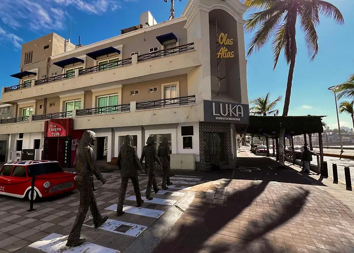 Hotel La Siesta Malecón