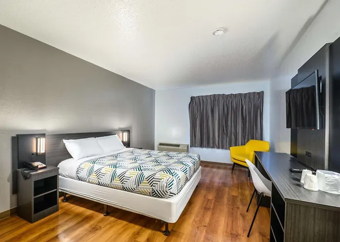 Motel 6-Branford, Ct - New Haven