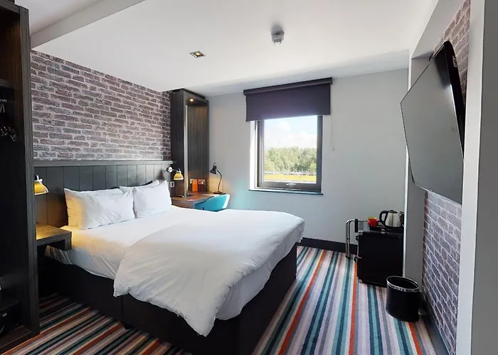Village Hotel Aberdeen