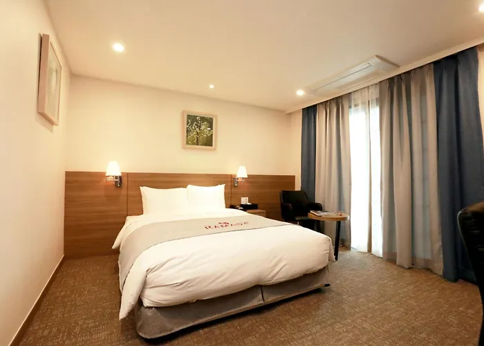 Ramada Taebaek Hotel