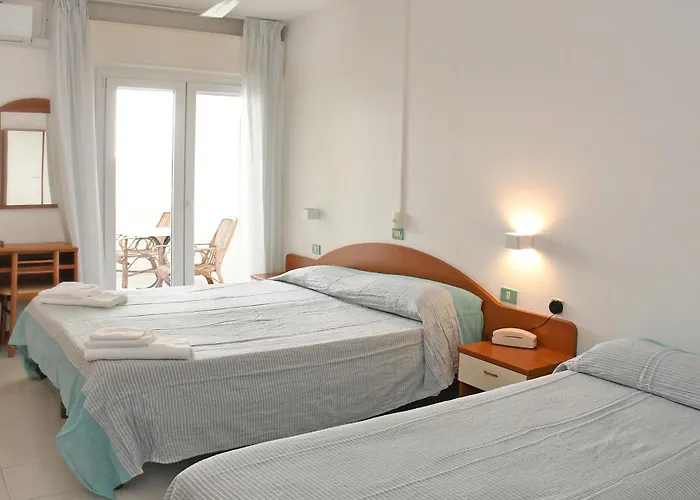 Hotel Exclusive - In Pieno Centro A Pochi Passi Dal Mare