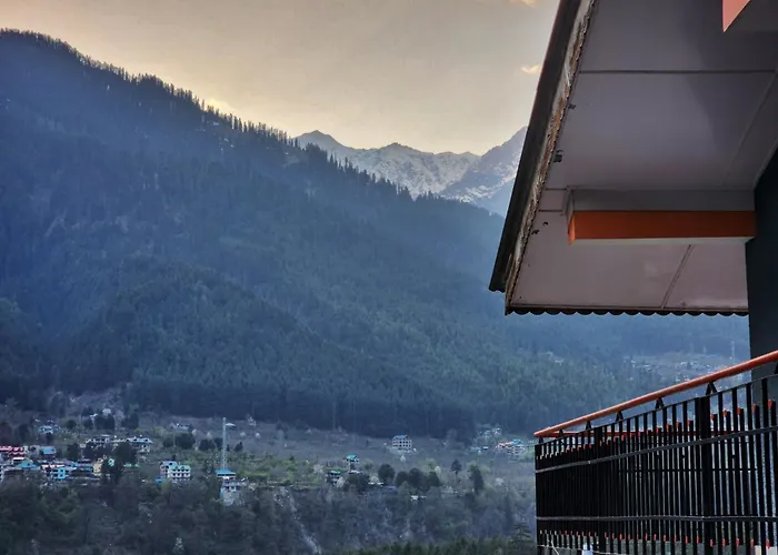 Kundan Hotel And Restaurant
