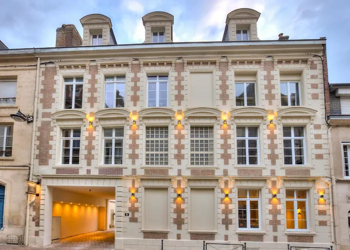 The Originals Boutique, Hotel 3 Etoiles Les Coulisses Du Theatre, Saint-Quentin