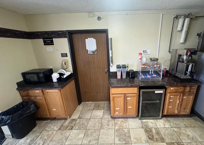 Smart Choice Inn