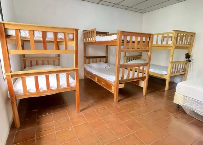 Old Bells Hostel Santa Ana