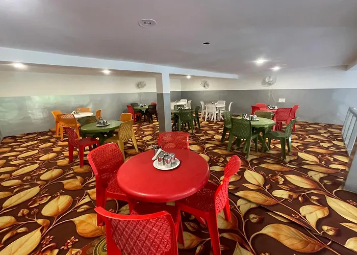 Jannat Hotel & Restaurant