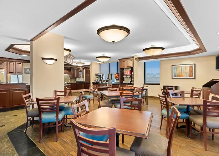 Prado Hotel By Choice Hotels