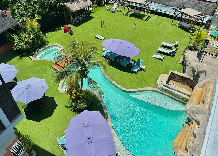 Palau Central Hotel