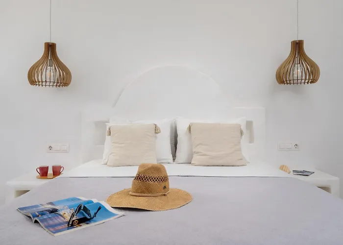 Manios Suites