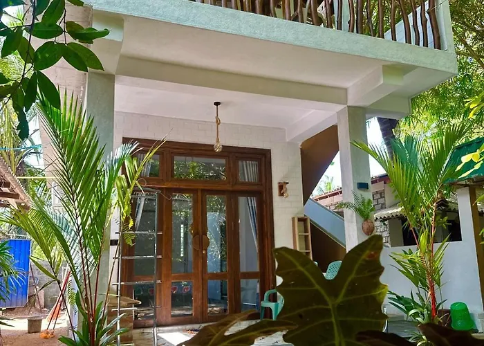 Rivinu Place Arugambay