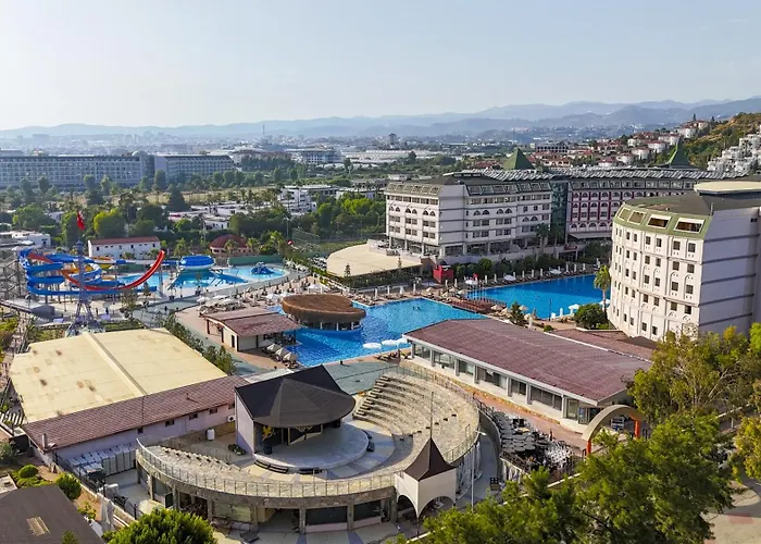 Grand Cortez Halal Family Hotel