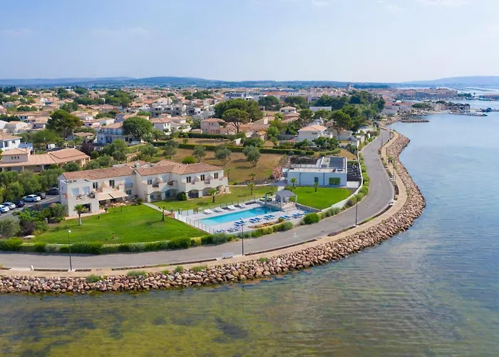 Hotel De La Pyramide Mèze