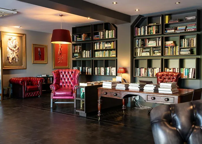 Cliffs Of Moher Hotel