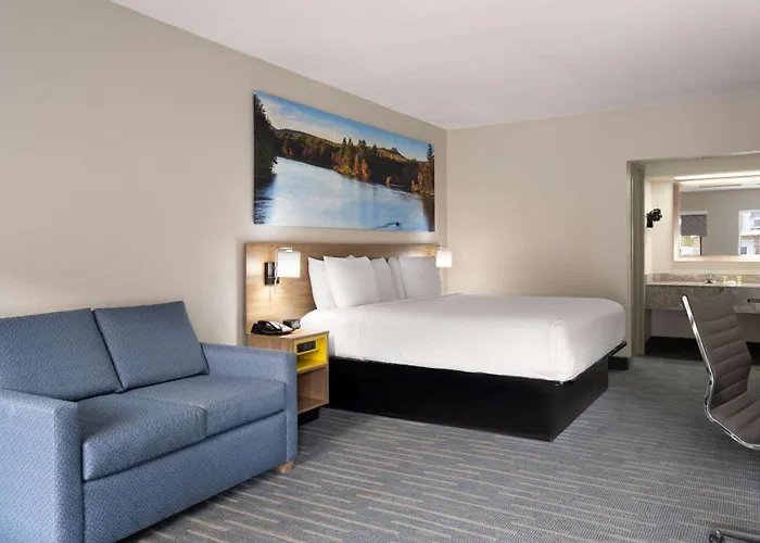 Days Inn By Wyndham Weldon Roanoke Rapids