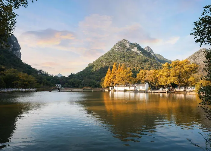 Guilin Heshe Lakeside Resort