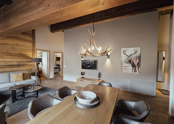 AlpenParks Hotel&Apartment Arlberg Warth mit Pool