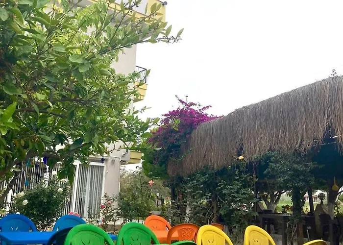 Mandarin Beach Hotel