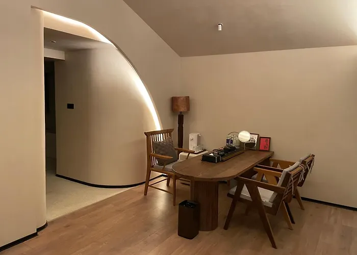 Lijiang Garden Vacation Puzhi Hotel