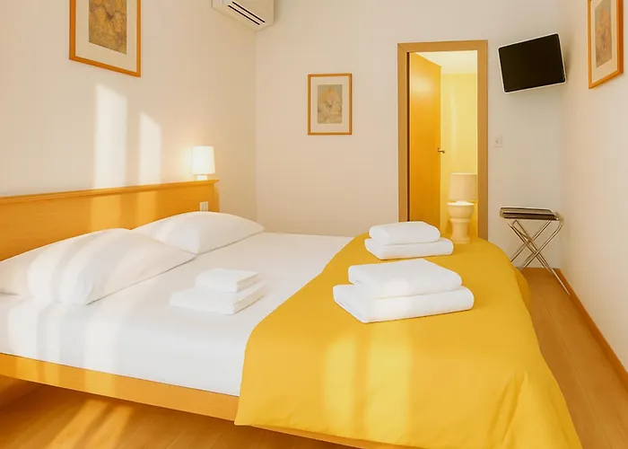 Hotel Modena Old Town